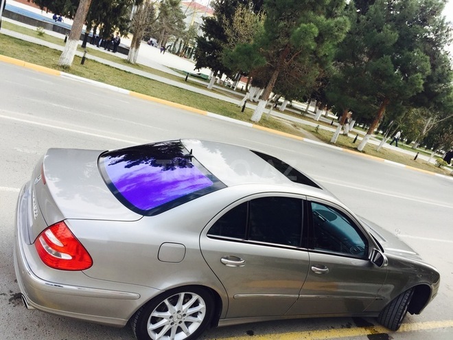 Mercedes E 280 2005, 210,000 km - 3.0 л - Şirvan