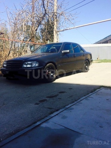 Mercedes C 200 1995, 276,400 km - 2.0 л - Bakı