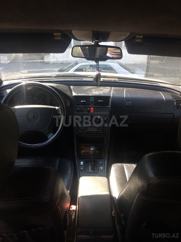 Mercedes C 200 1995, 276,400 km - 2.0 л - Bakı