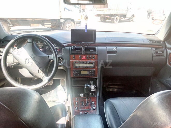 Mercedes E 320 2000, 223,000 km - 3.2 л - Bakı