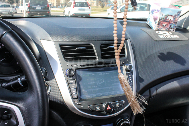 Hyundai Accent 2011, 75,800 km - 1.6 l - Bakı