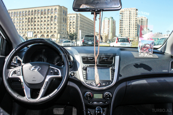 Hyundai Accent 2011, 75,800 km - 1.6 l - Bakı