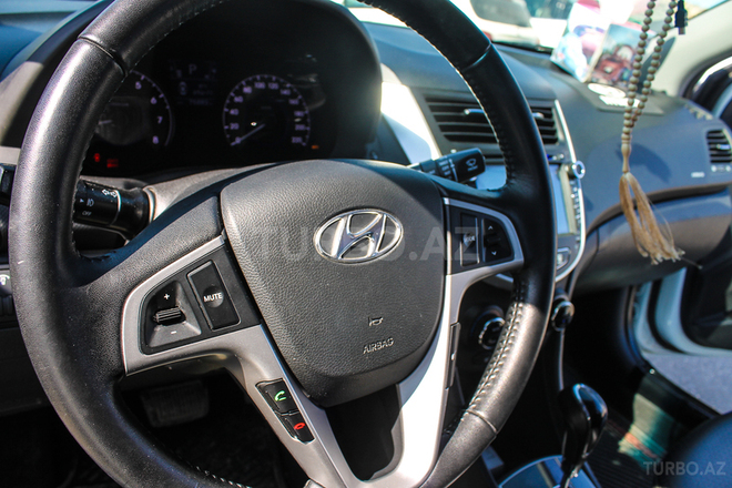 Hyundai Accent 2011, 75,800 km - 1.6 l - Bakı