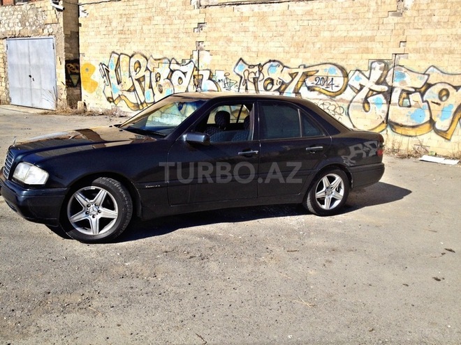 Mercedes C 220 1997, 380,999 km - 2.2 l - Bakı