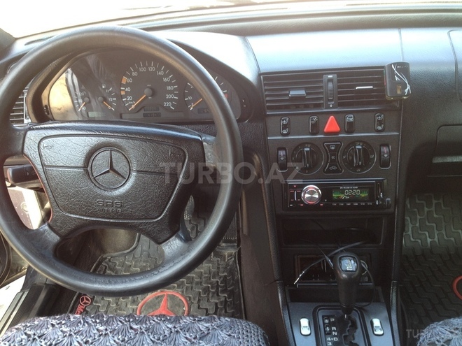 Mercedes C 220 1997, 380,999 km - 2.2 l - Bakı