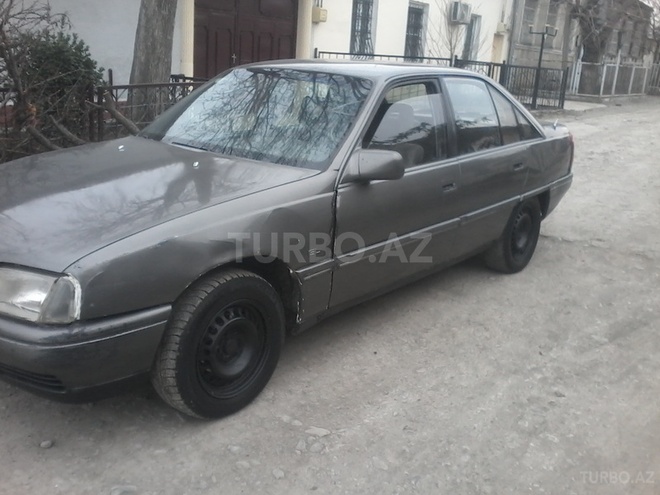 Opel Omega 1987, 545,000 km - 1.6 l - Gəncə