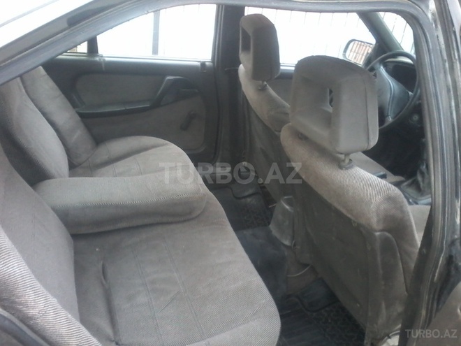 Opel Omega 1987, 545,000 km - 1.6 l - Gəncə