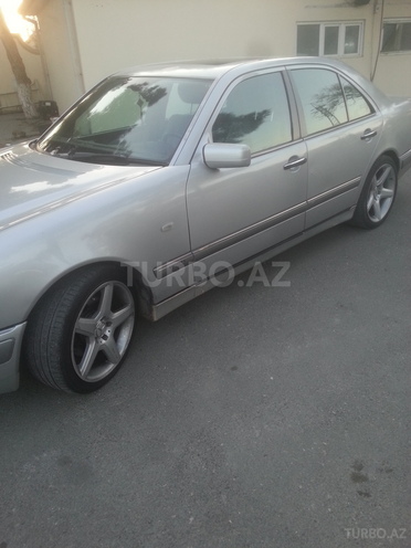 Mercedes E 320 1996, 282,746 km - 3.2 l - Bakı