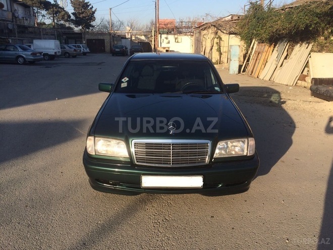 Mercedes C 220 1999, 218,000 km - 2.2 л - Xırdalan