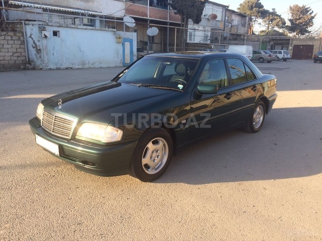 Mercedes C 220 1999, 218,000 km - 2.2 л - Xırdalan