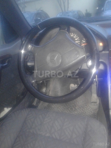 Mercedes C 180 1994, 323,000 km - 1.8 л - Bakı