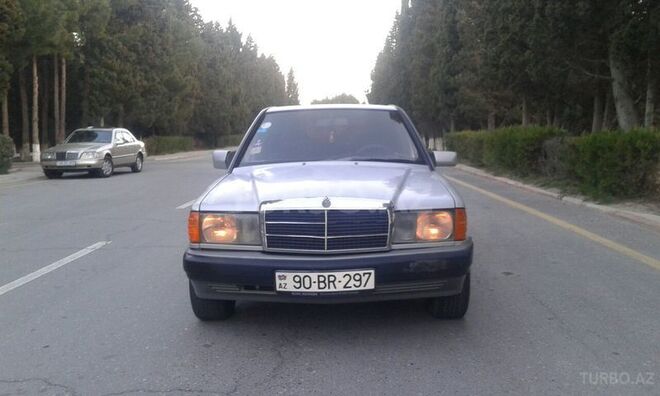 Mercedes 190 1991, 169,000 km - 1.8 l - Sumqayıt