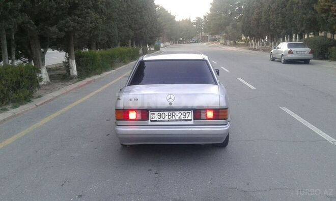 Mercedes 190 1991, 169,000 km - 1.8 l - Sumqayıt