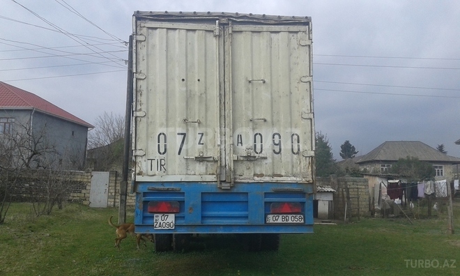 MAZ 54323 1988, 585,351 km - 14.0 л - Astara