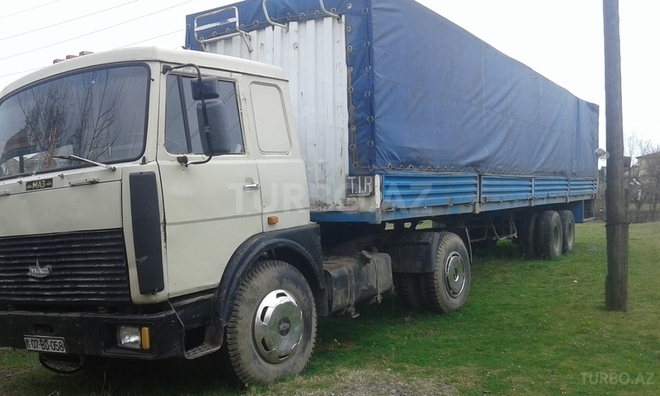 MAZ 54323 1988, 585,351 km - 14.0 л - Astara