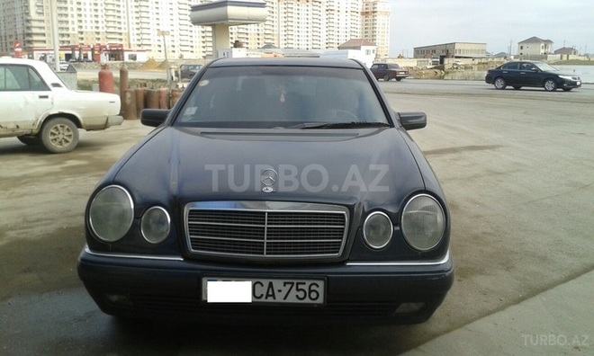 Mercedes E 230 1996, 250,000 km - 2.3 l - Bakı