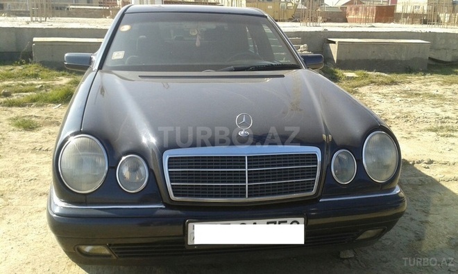 Mercedes E 230 1997, 220,000 km - 2.3 l - Bakı