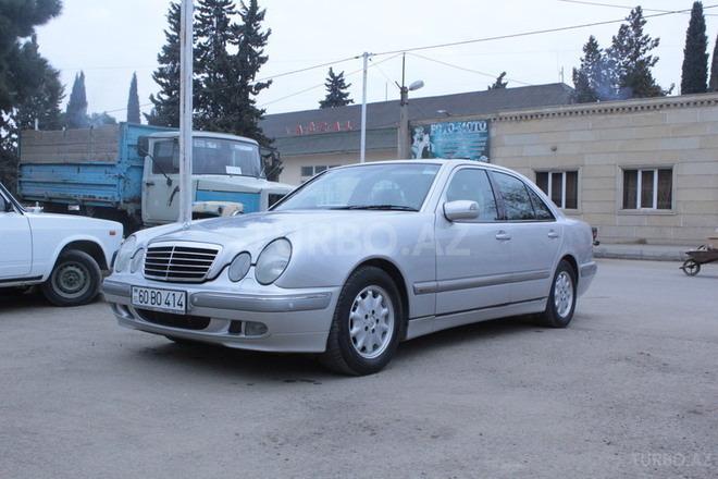 Mercedes E 200 1997, 225,720 km - 2.0 л - Tovuz