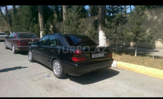 Mercedes C 230 1999, 330,000 km - 2.3 l - Bakı