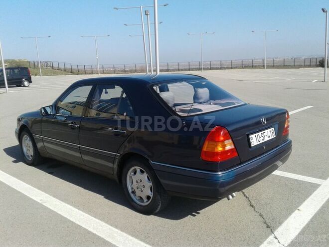 Mercedes C 220 1994, 418,000 km - 2.2 l - Bakı