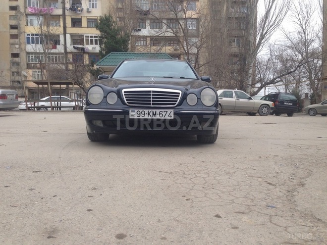 Mercedes E 240 2000, 24,000 km - 0.3 l - Bakı