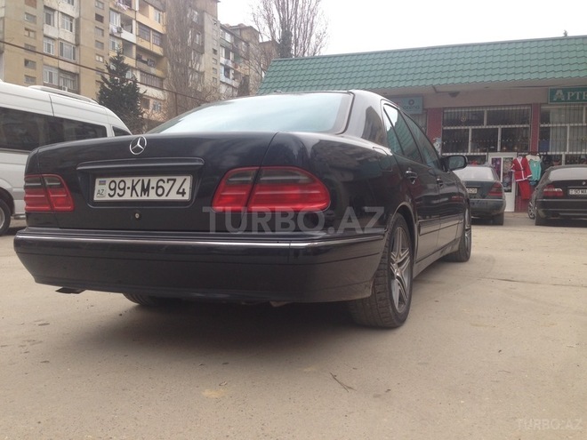 Mercedes E 240 2000, 24,000 km - 0.3 l - Bakı