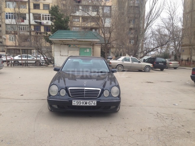 Mercedes E 240 2000, 24,000 km - 0.3 l - Bakı