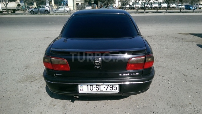 Opel Omega 1994, 286,000 km - 2.0 l - Bakı