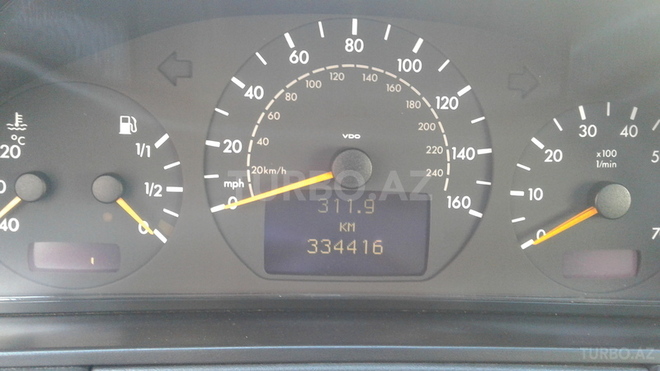 Mercedes E 320 2000, 334,000 km - 0.3 l - Bakı