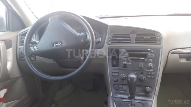 Volvo S60 2002, 244,000 km - 2.5 l - Bakı