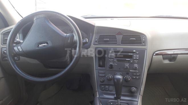 Volvo S60 2002, 244,000 km - 2.5 l - Bakı