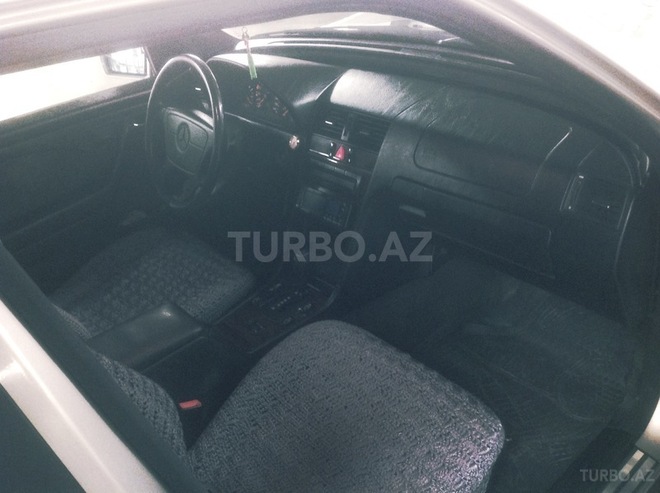 Mercedes C 200 1996, 156,000 km - 2.0 l - Bakı