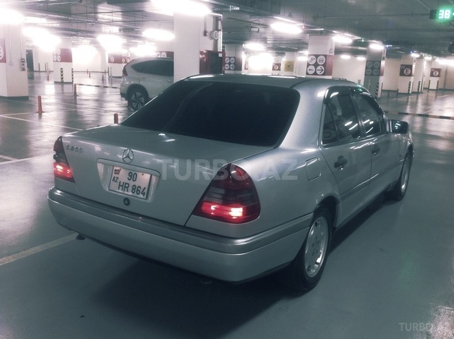 Mercedes C 200 1996, 156,000 km - 2.0 l - Bakı