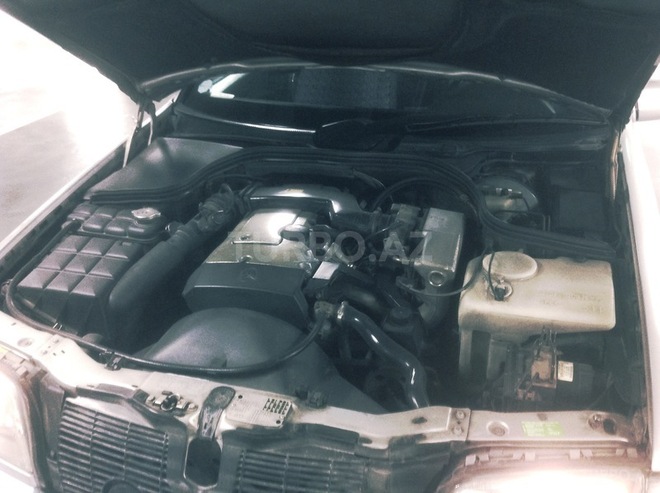 Mercedes C 200 1996, 156,000 km - 2.0 l - Bakı