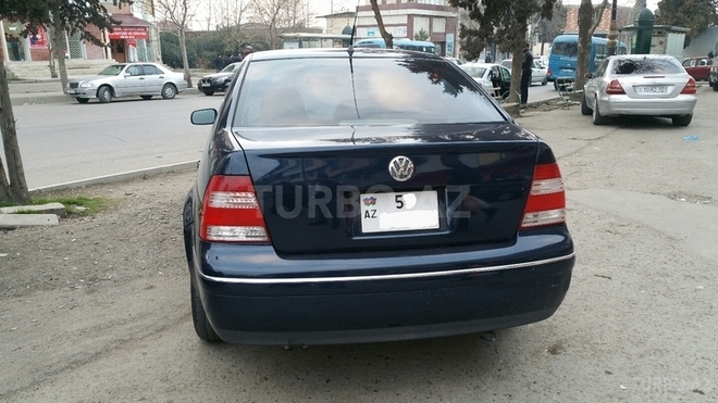 Volkswagen Jetta 2003, 205,000 km - 2.0 l - Gəncə