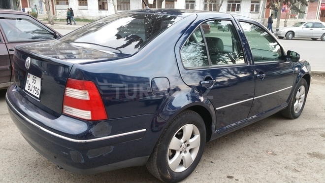 Volkswagen Jetta 2003, 205,000 km - 2.0 l - Gəncə