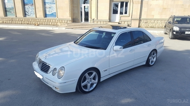 Mercedes E 320 2000, 168,950 km - 3.2 l - Bakı
