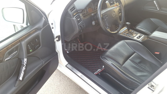 Mercedes E 320 2000, 168,950 km - 3.2 l - Bakı