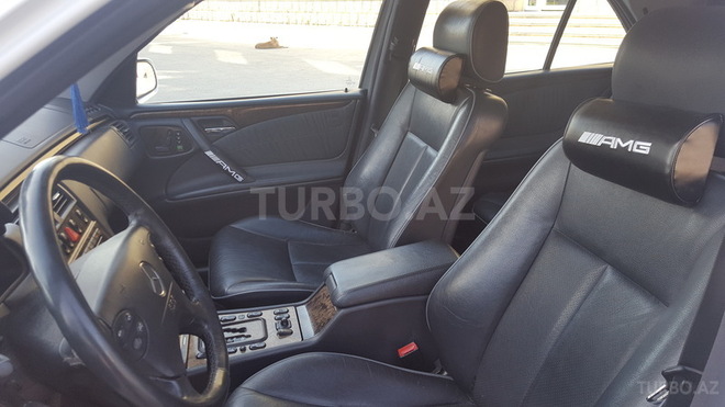 Mercedes E 320 2000, 168,950 km - 3.2 l - Bakı