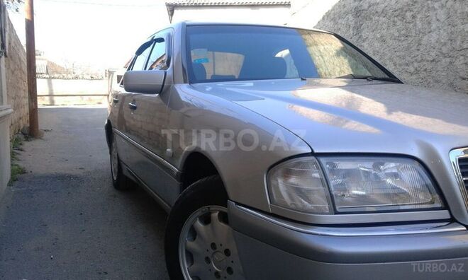 Mercedes C 240 1997, 210,000 km - 2.4 l - Bakı