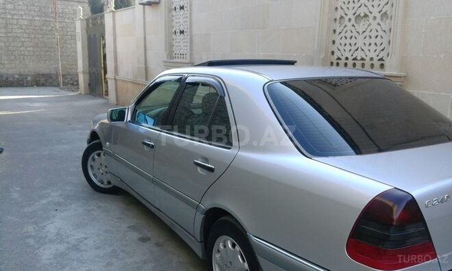 Mercedes C 240 1997, 210,000 km - 2.4 l - Bakı