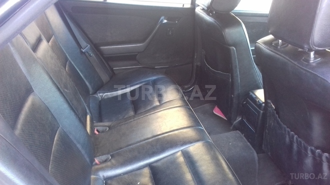Mercedes C 220 1995, 250,000 km - 2.2 л - Bakı