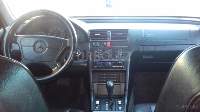 Mercedes C 220 1995, 250,000 km - 2.2 л - Bakı