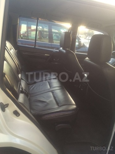 Mitsubishi Pajero 2011, 58,000 km - 3.5 l - Bakı