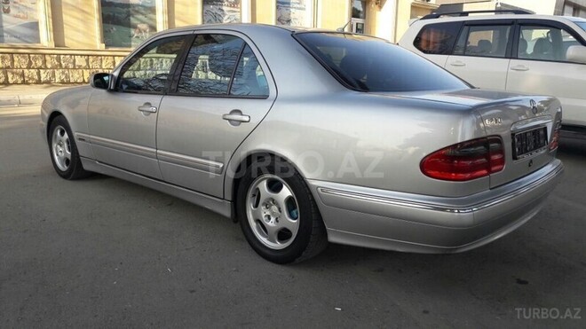 Mercedes E 270 2001, 276,000 km - 2.7 l - Bakı