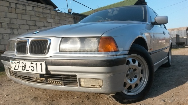 BMW 318 1997, 375,000 km - 1.8 l - Xaçmaz