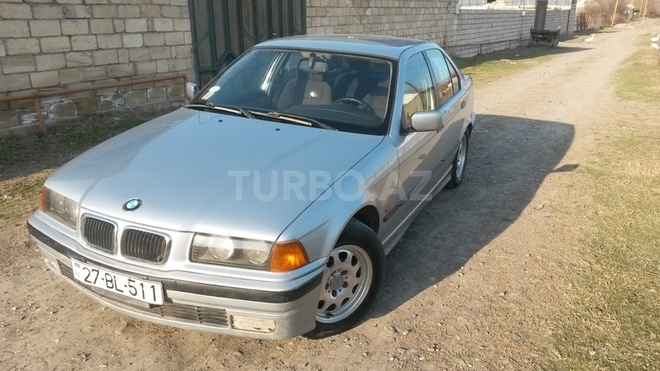 BMW 318 1997, 375,000 km - 1.8 l - Xaçmaz
