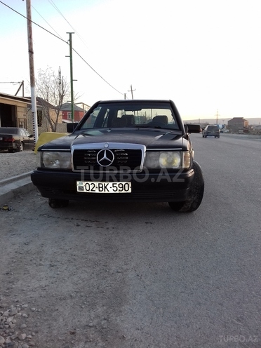 Mercedes 190 1992, 324,521 km - 1.8 l - Bakı