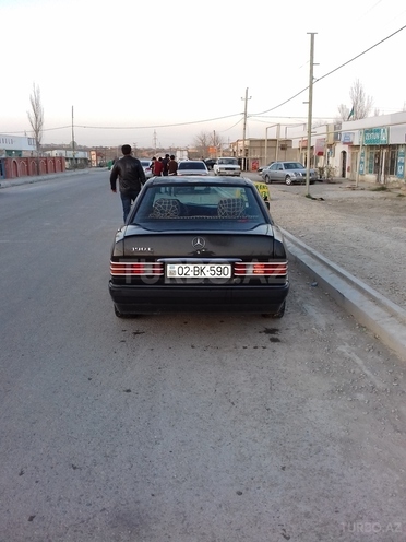 Mercedes 190 1992, 324,521 km - 1.8 l - Bakı