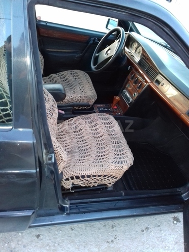 Mercedes 190 1992, 324,521 km - 1.8 l - Bakı
